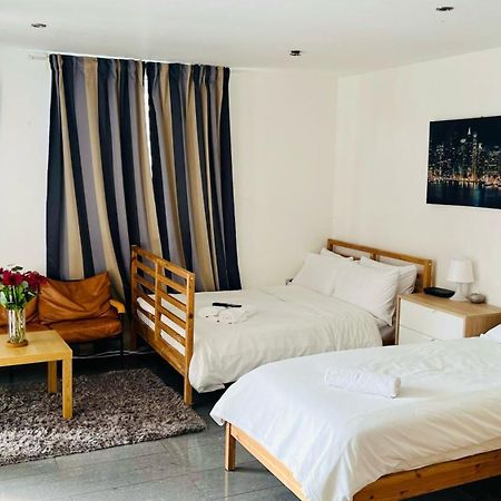 City View Sunset Luxurious Apartment In London Zone-1 Including One Family Twin Room With Its Own Stunning Private Terrace Eksteriør bilde