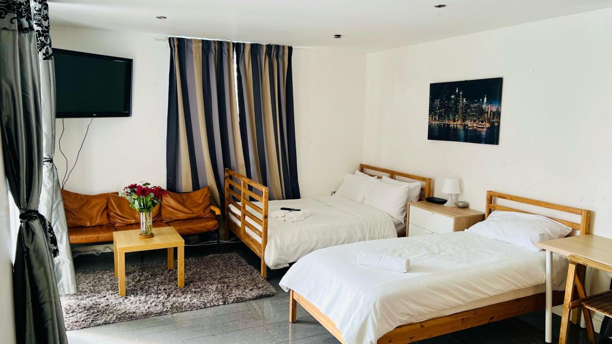 City View Sunset Luxurious Apartment In London Zone-1 Including One Family Twin Room With Its Own Stunning Private Terrace Eksteriør bilde